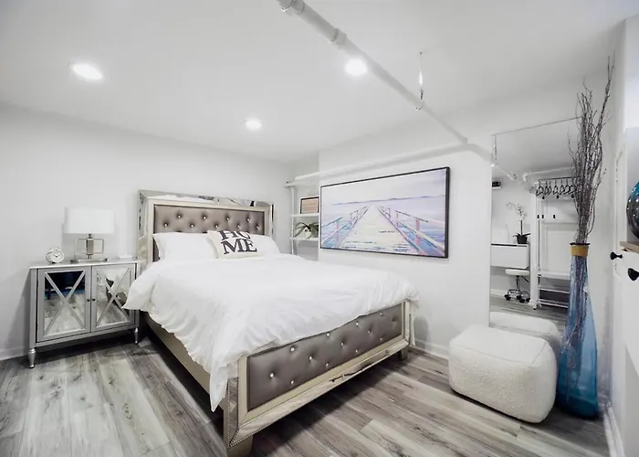 3Br Private Apt Near Lga, Jfk, Manhattan, Northern Blvd